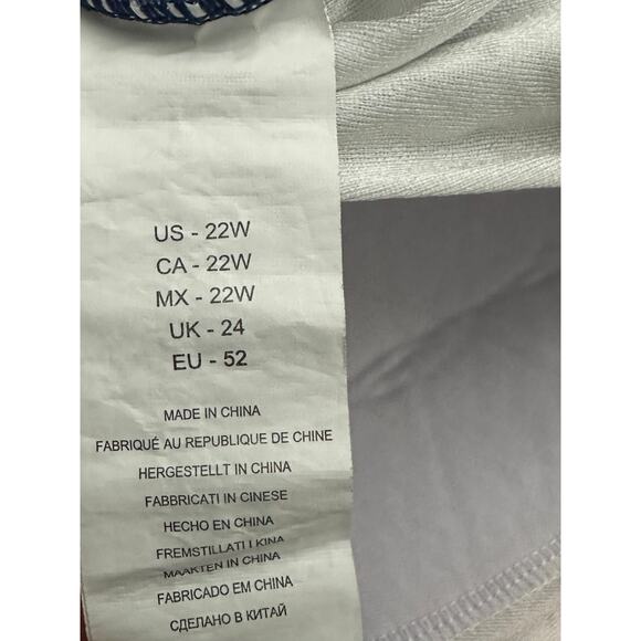 Maxine of Hollywood Floral Swimsuit size 22W - Picture 4 of 9